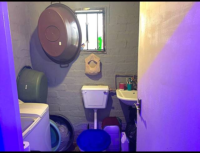 2 BEDROOM HOUSE FOR SALE IN TSHEPONG